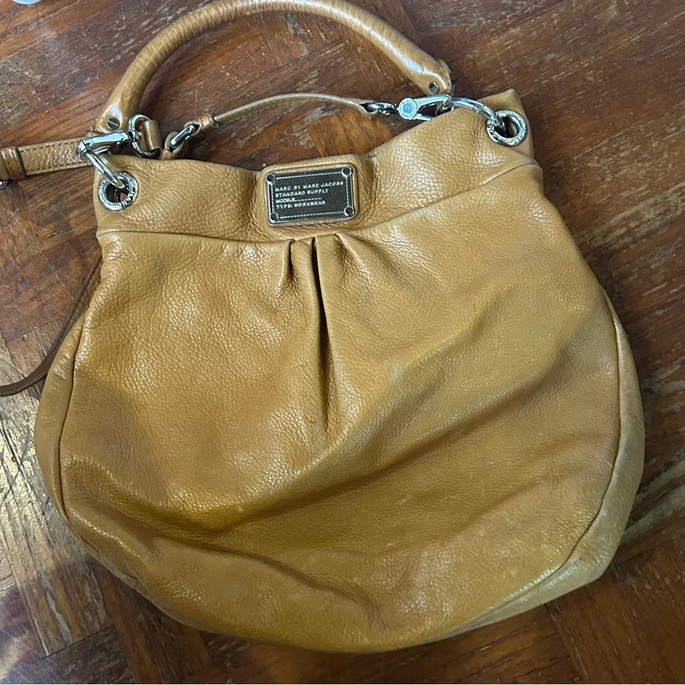Marc Jacobs Leather Hobo Shoulder Bag